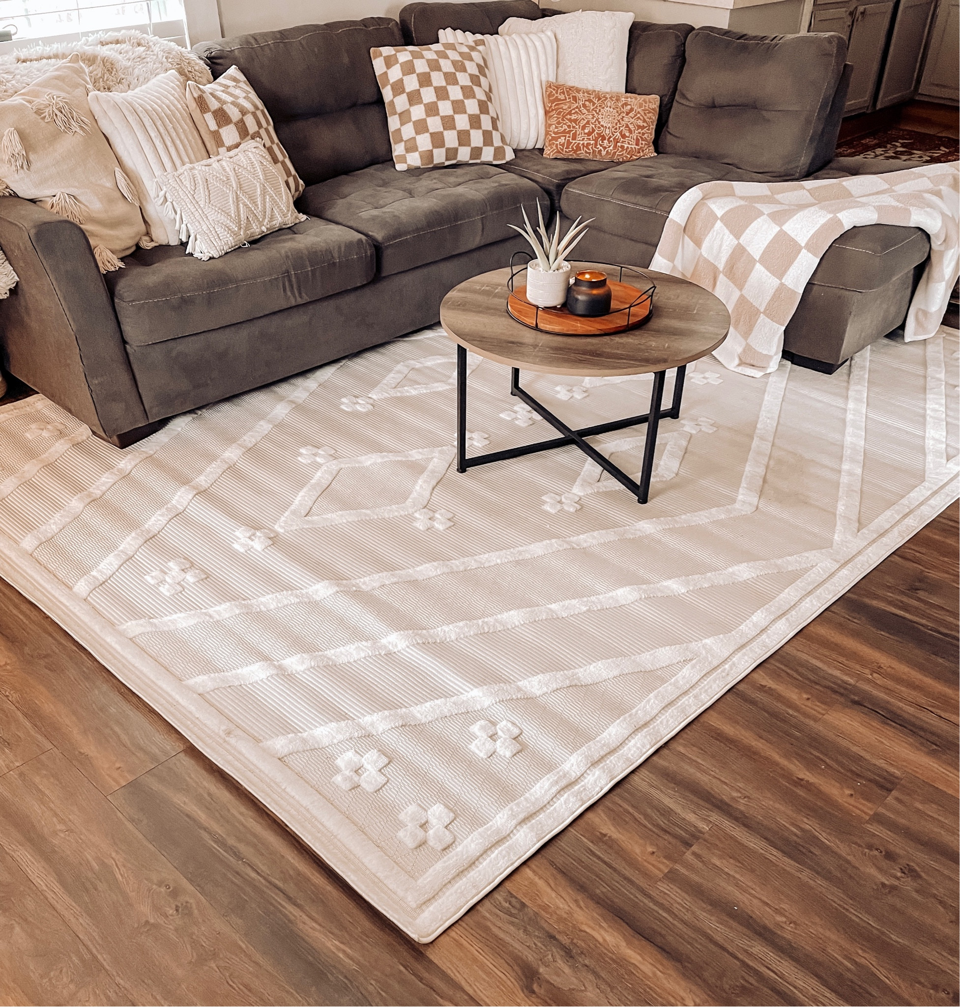 spring refresh 😍

#LTKSeasonal #LTKunder100 #LTKhome