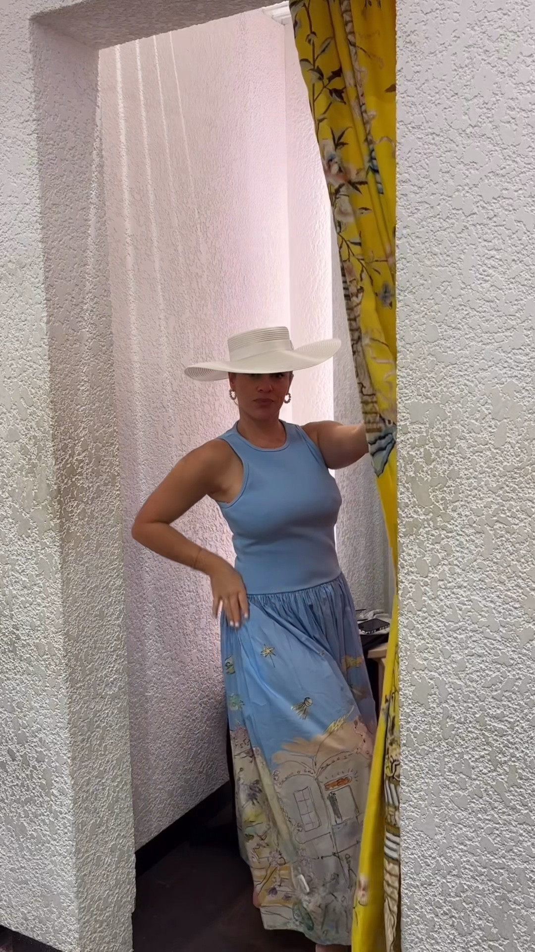 Some cracking choices at David Jones if you’re into Spring Carnival! Alemais serving!!