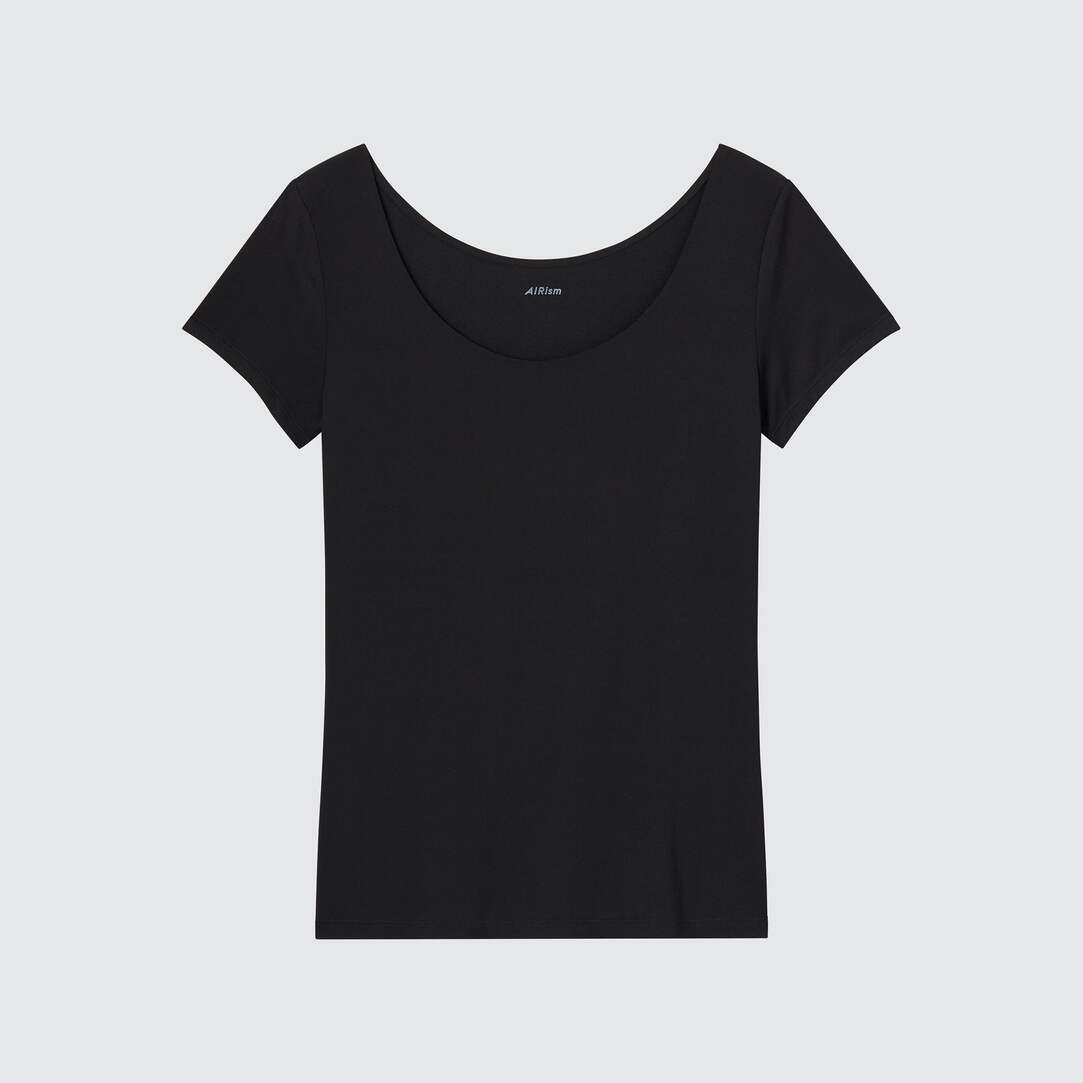 //<!--
/* <![CDATA[ (viewCategory-active_data.js) */
dw.ac.applyContext({category: "IDairism12136... | UNIQLO (UK)