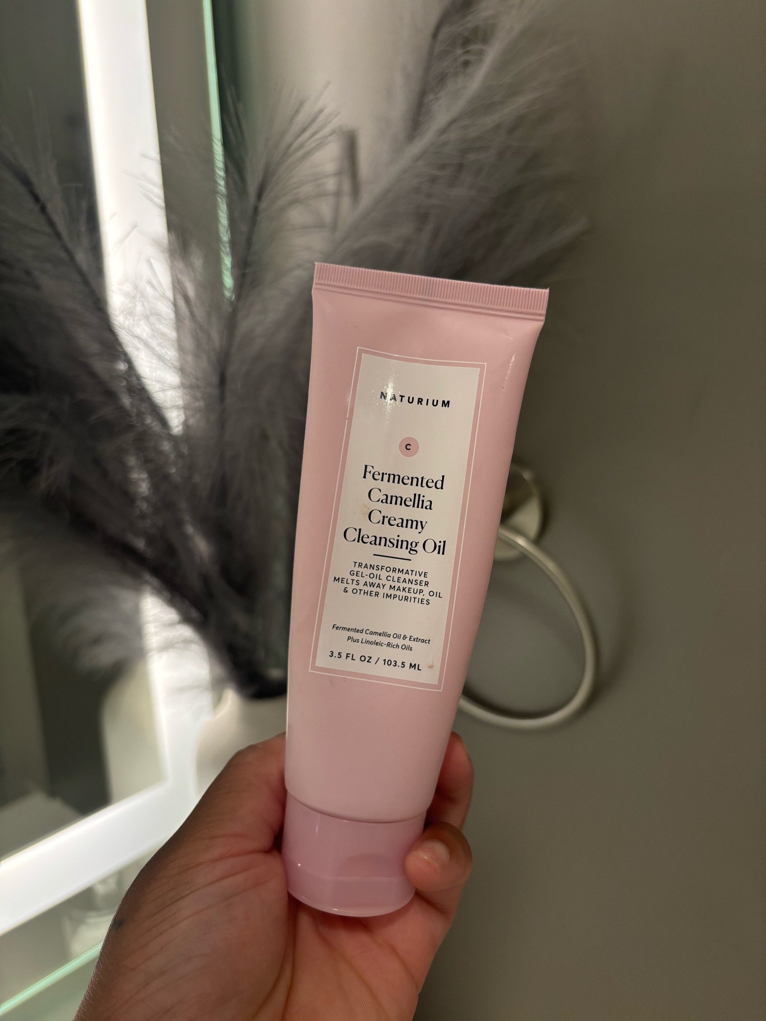 Make Up Remover🫧 10/10
#makeupremover #skincare 

#LTKFindsUnder100 #LTKBeauty