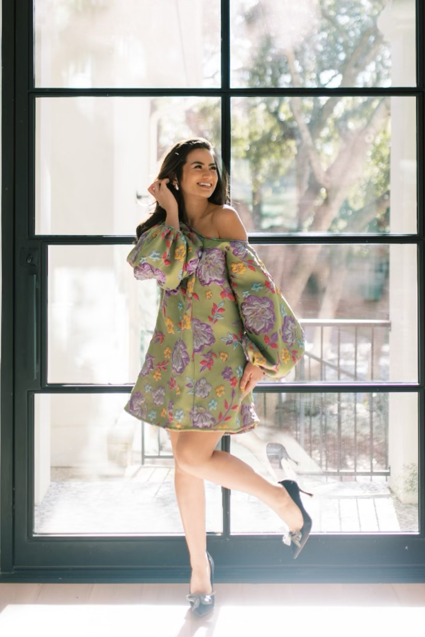 Starting the year off in style! One of my favorite little dresses! ✨

#LTKworkwear #LTKparties #LTKstyletip