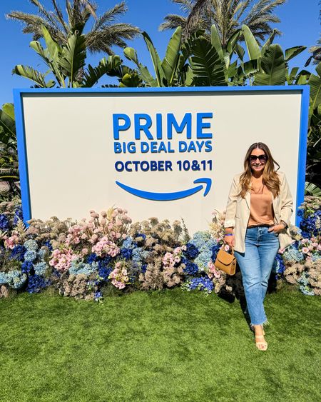 Prime Big Deal Days 
Blazer and cami on sale!!  

Fit tips: Blazer tts, L // Cami tts, L // Jeans size up, 14

Fall workwear  Event outfit  Business casual  Fall outfit  Amazon creator summit

#LTKxPrime #LTKsalealert #LTKmidsize