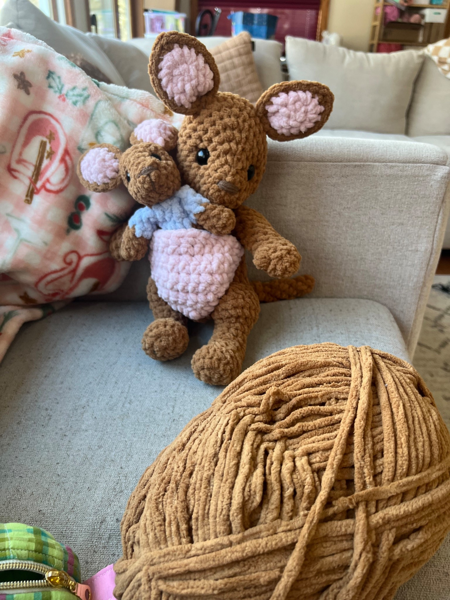 Brown yarn used here 