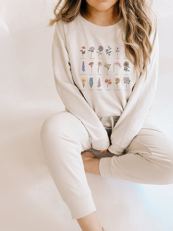 Wild Flower Sweatshirt  Womens Wildflowers Graphic Crewneck | Etsy | Etsy (US)