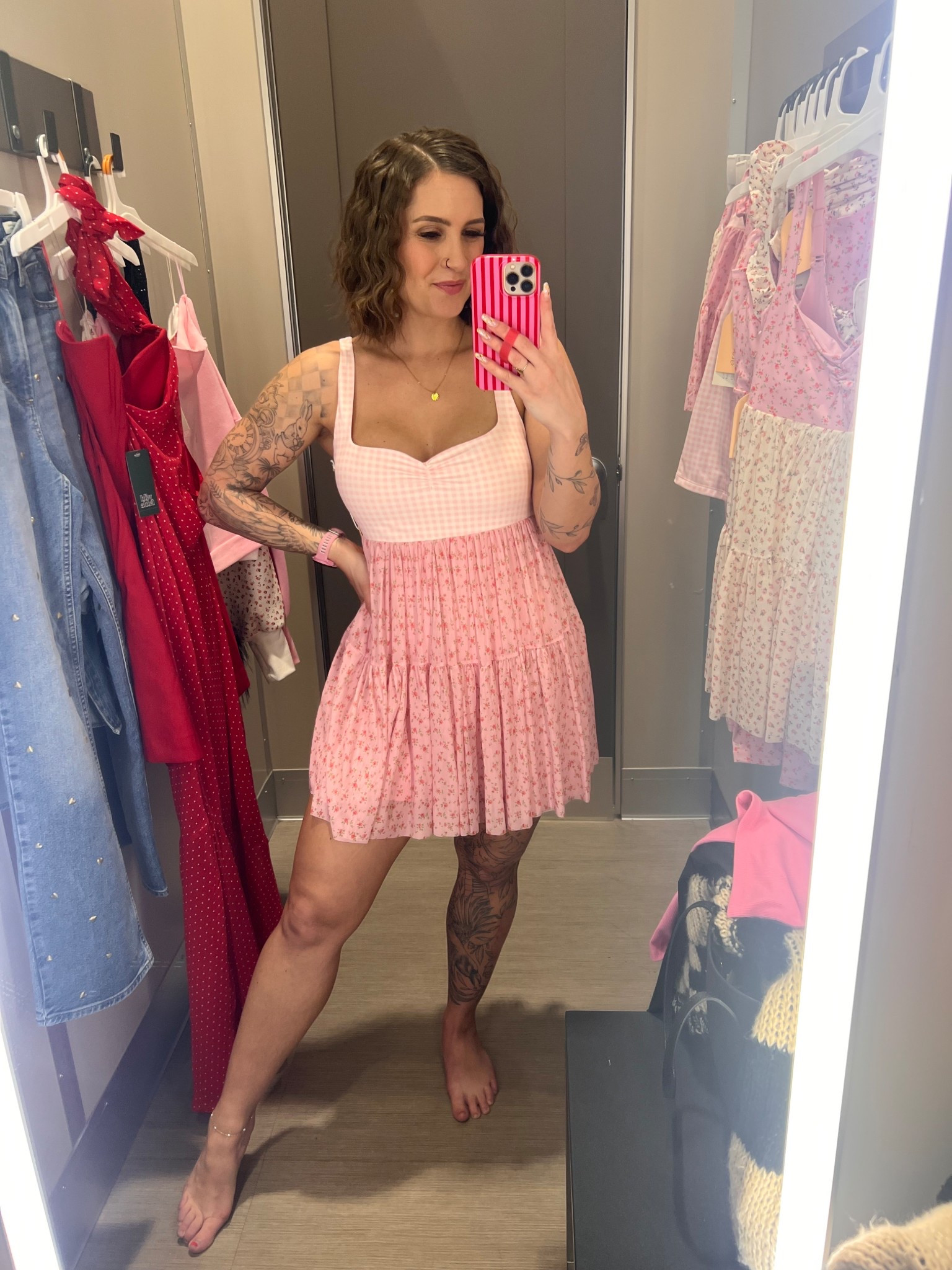 Wearing a medium. Adjustable straps and removable pads  

#LTKfitnessgoals #LTKActive #LTKFindsUnder50