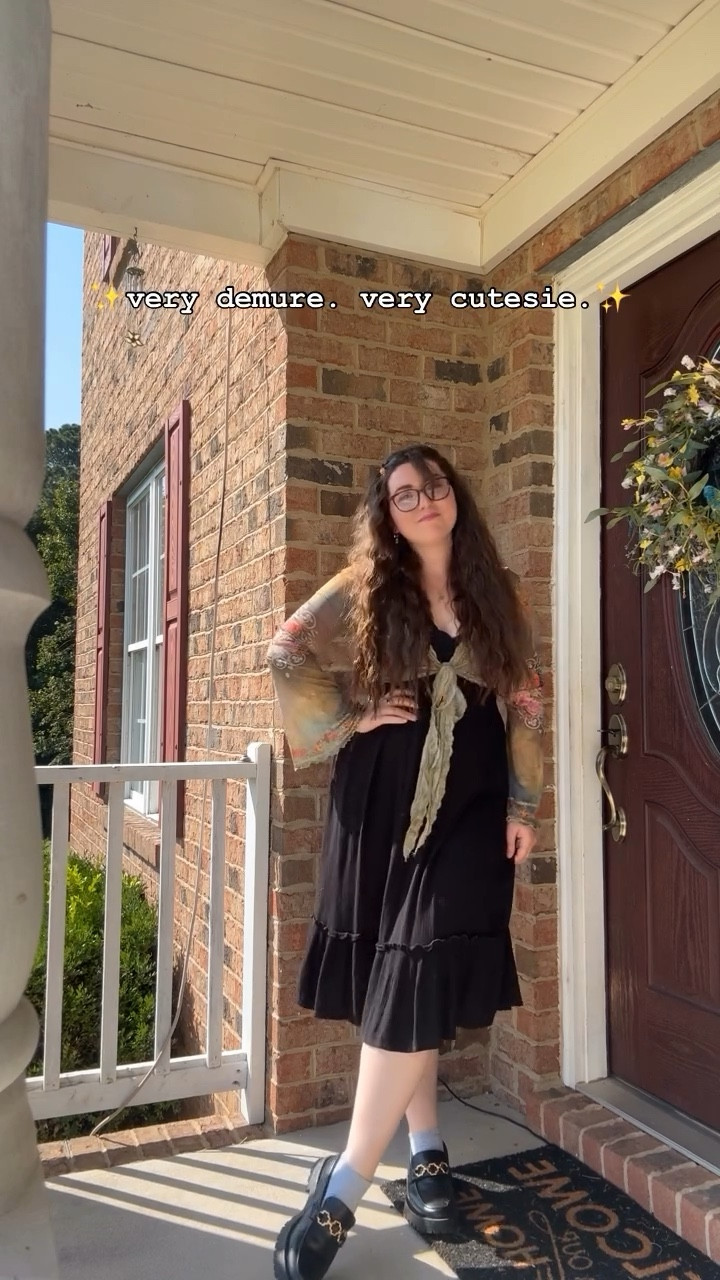 ✨very demure. very cutesie. ✨

But seriously, I am obsessing over this top! 😍 This honestly may be one of my new favorite outfits, and I owe it to all of you who have been asking me to make more whimsigoth content. This to me is peak whimsigoth and I simply love it!
✨
Link to top in my Amazon storefront!
💫
💫
💫
#whimsigoth #fashion #ootd #style #fitcheck #fashiongirly #whimsigoth #explore #grow