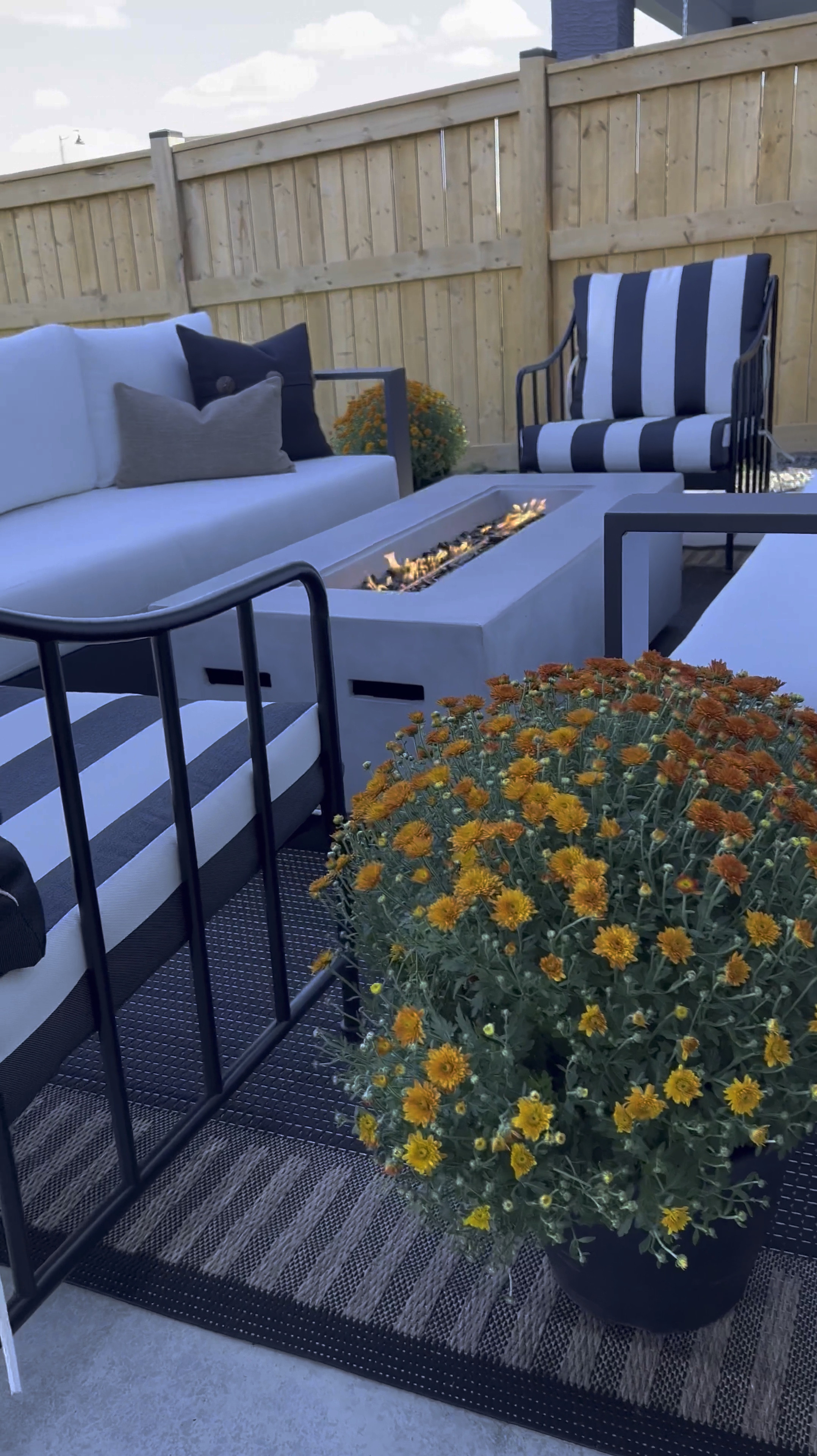 This chat set from BHG is incredibly comfortable and gives that Designer Look! It comes with a side table and in two color options 🎉 I honestly cannot choose which is my fave 😆 …. I love pairing it with this gorgeous sofa set from @Walmart. Scroll below to shop the look! 

@Walmart  #WalmartPartner #WalmartFinds #IYWYK @shop.ltk #liketkit liketk.it 

#LTKVideo #LTKHome #LTKStyleTip