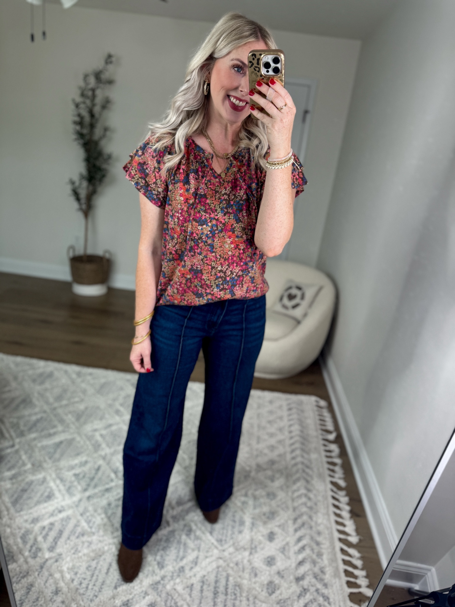 Weekend Walmart Wins try on 
Floral top- medium 
Jeans- size down 

#walmartpartner #walmartfashion @walmartfashion

#LTKStyleTip #LTKFindsUnder50 #LTKBacktoSchool
