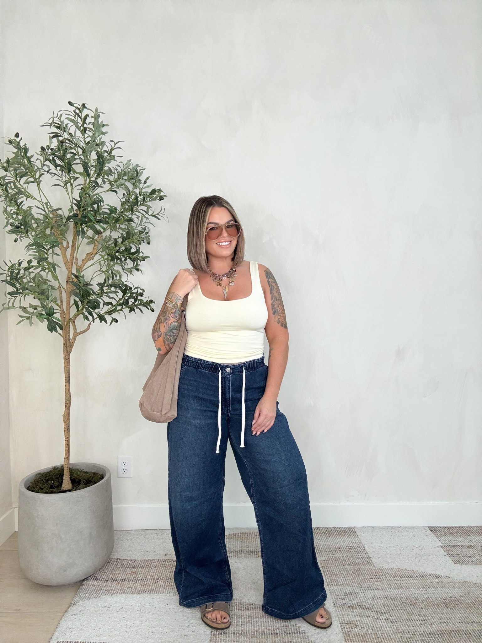 Tank M 
Jeans L long I’m 5’5 
Sandals tts 
Bag is old no link 
#denim #jeans #oldnavy 

#LTKootd #LTKSaleAlert #LTKMidsize