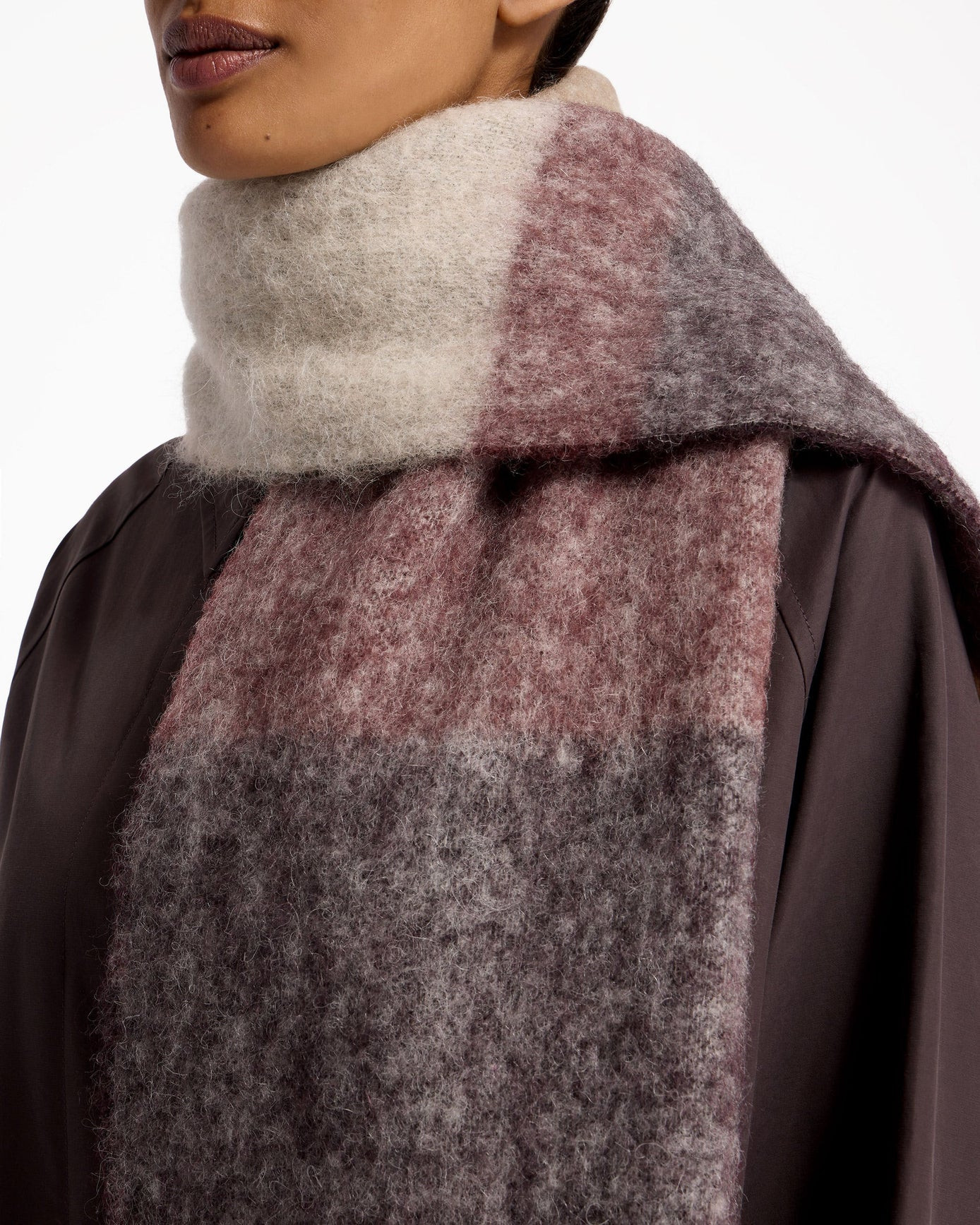 Strathberry - Coll Mohair Blend Stripe Scarf - Brown / Natural | Strathberry