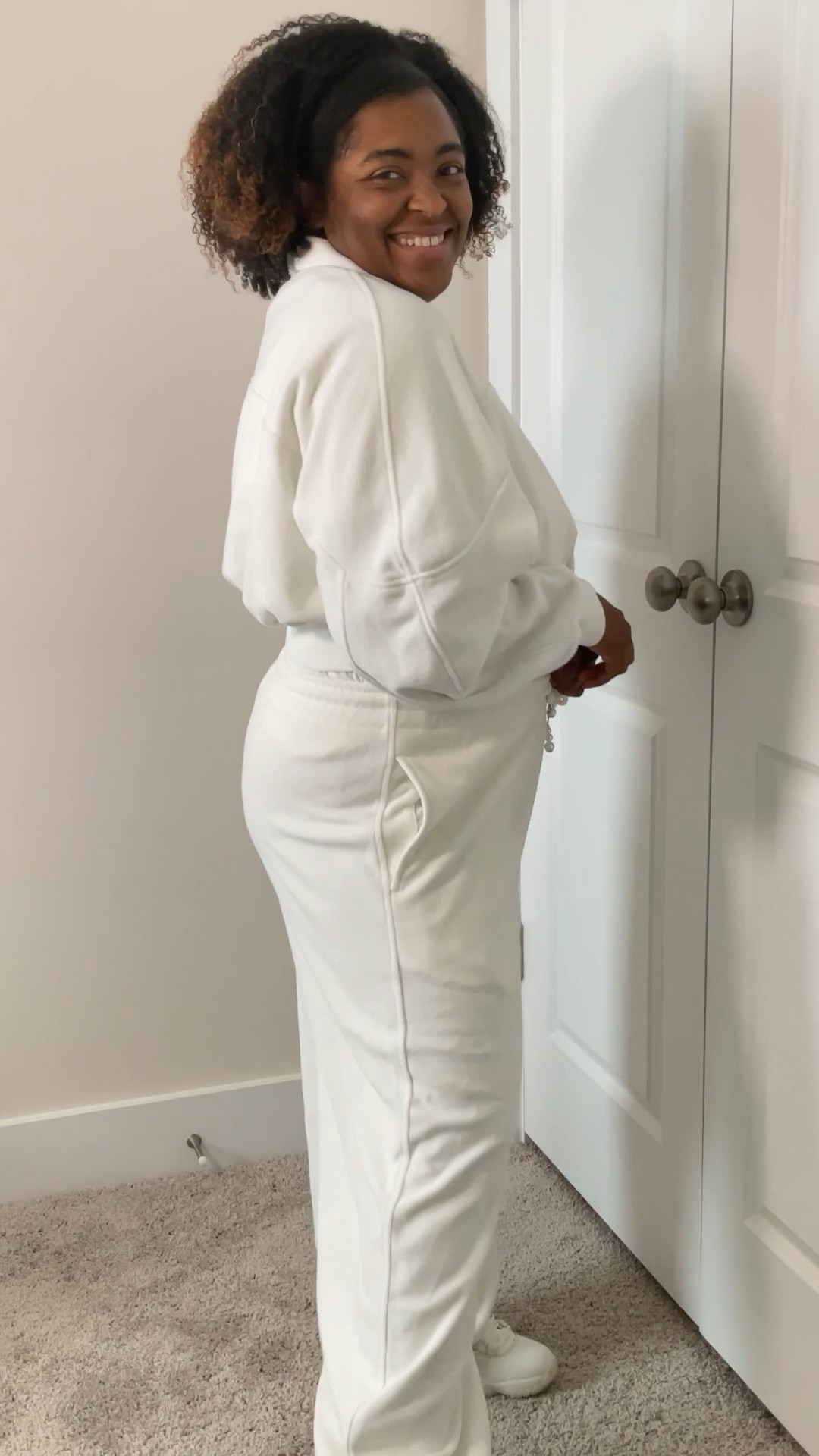 Simple Winter Outfit for the moms, mommies, and mamacitas 🤍 

#LTKootd #LTKmomlife #LTKgrwm