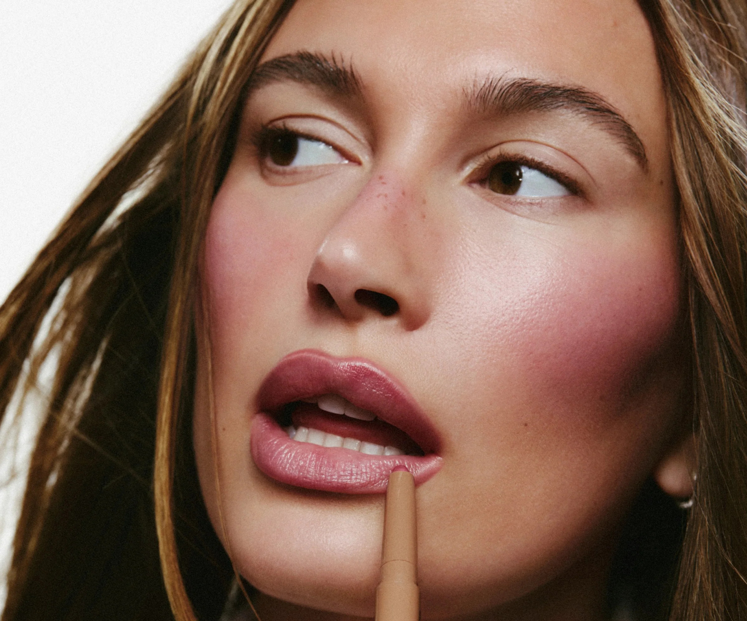 peptide lip shape press | rhode skin