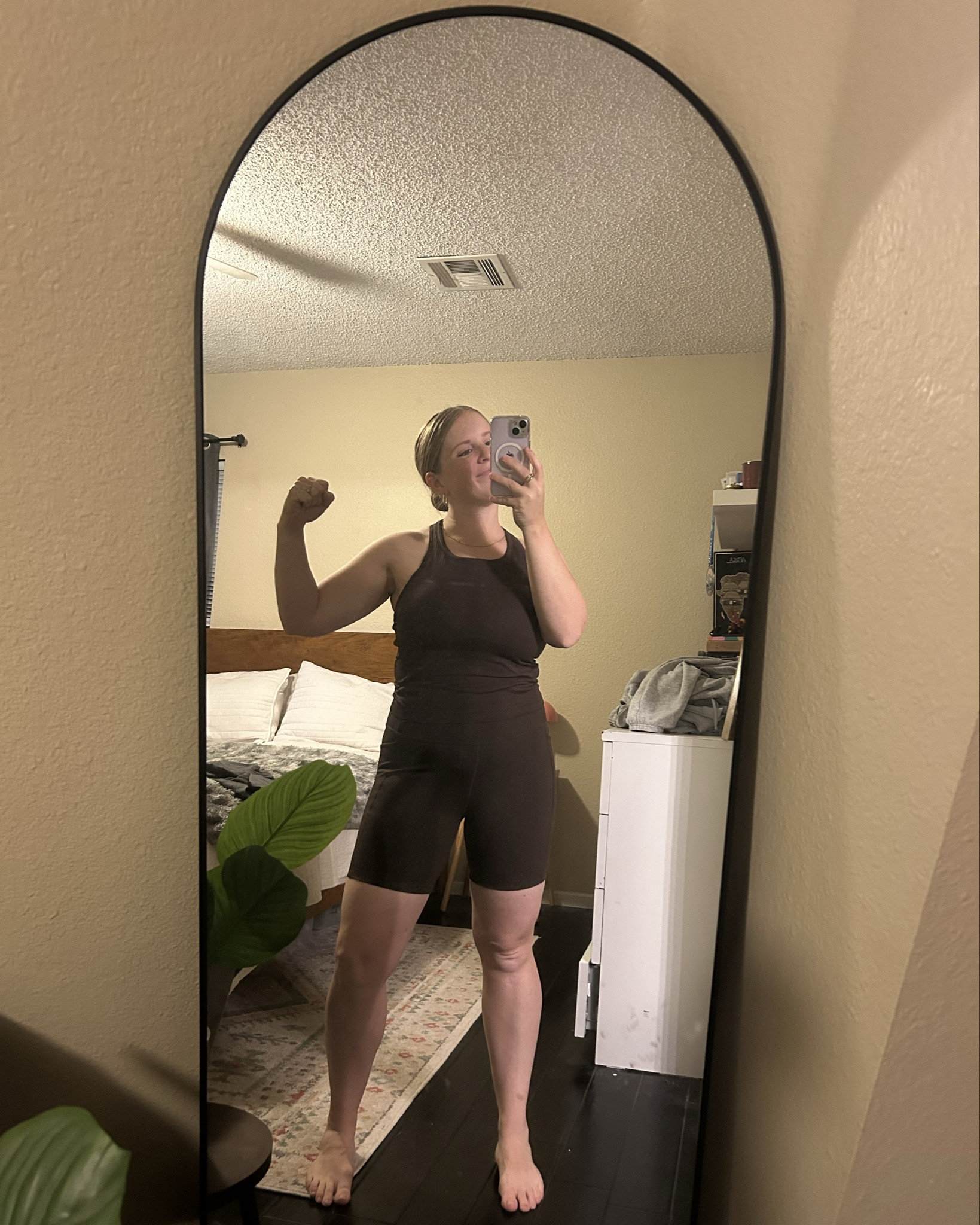 Cute workout tank and shorts with phone side pockets! I got this for my gymnastics class and wear it under cute crop tops/my cozy vest!