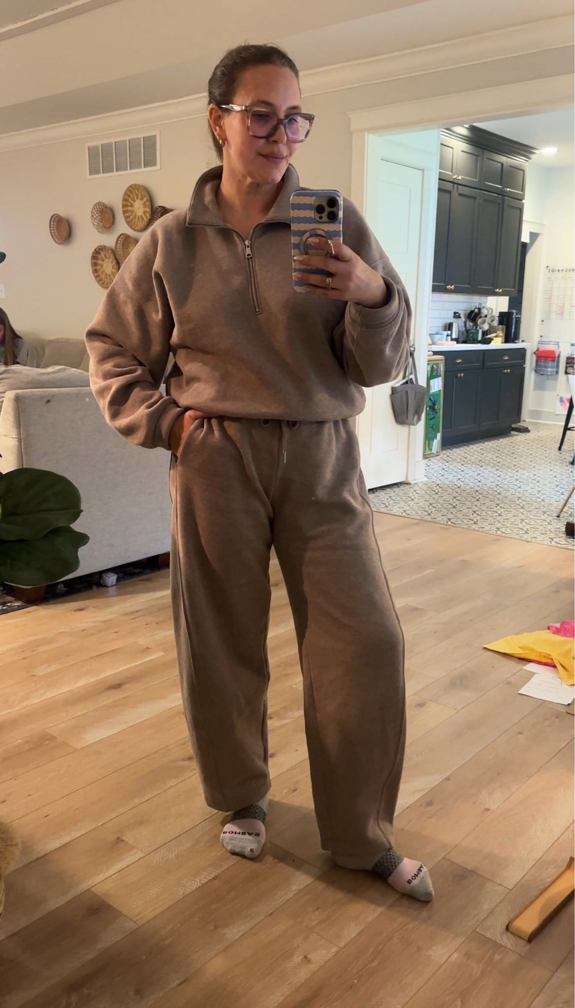 Wearing a medium in this @abercrombie set! Use code AFLTK for 20% off at checkout!