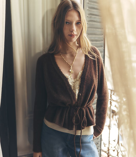 Loft Scalloped Tie Waist V-Neck Sweater | LOFT