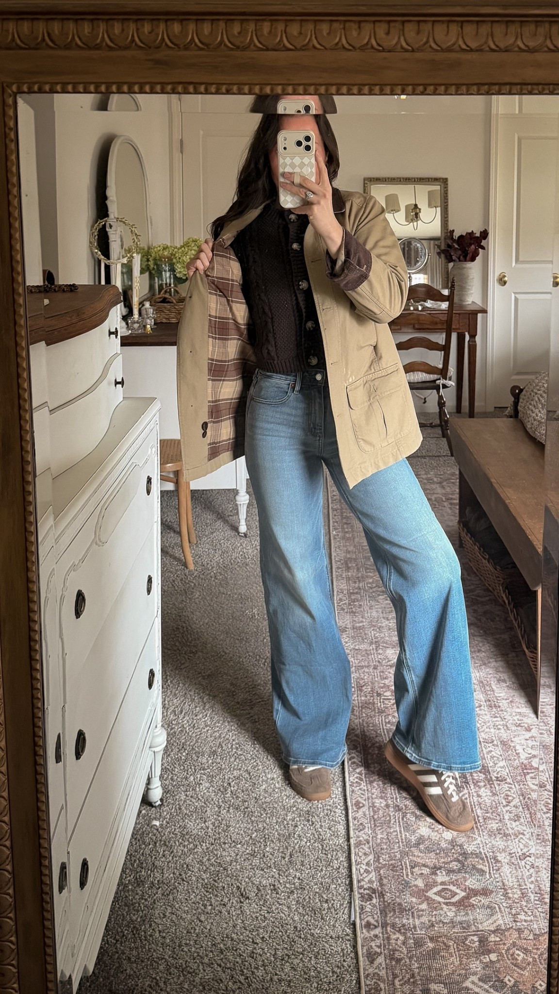 Ll bean barn jacket, brown spezial, wide leg jeans 

#LTKootd #LTKmomlife #LTKgrwm