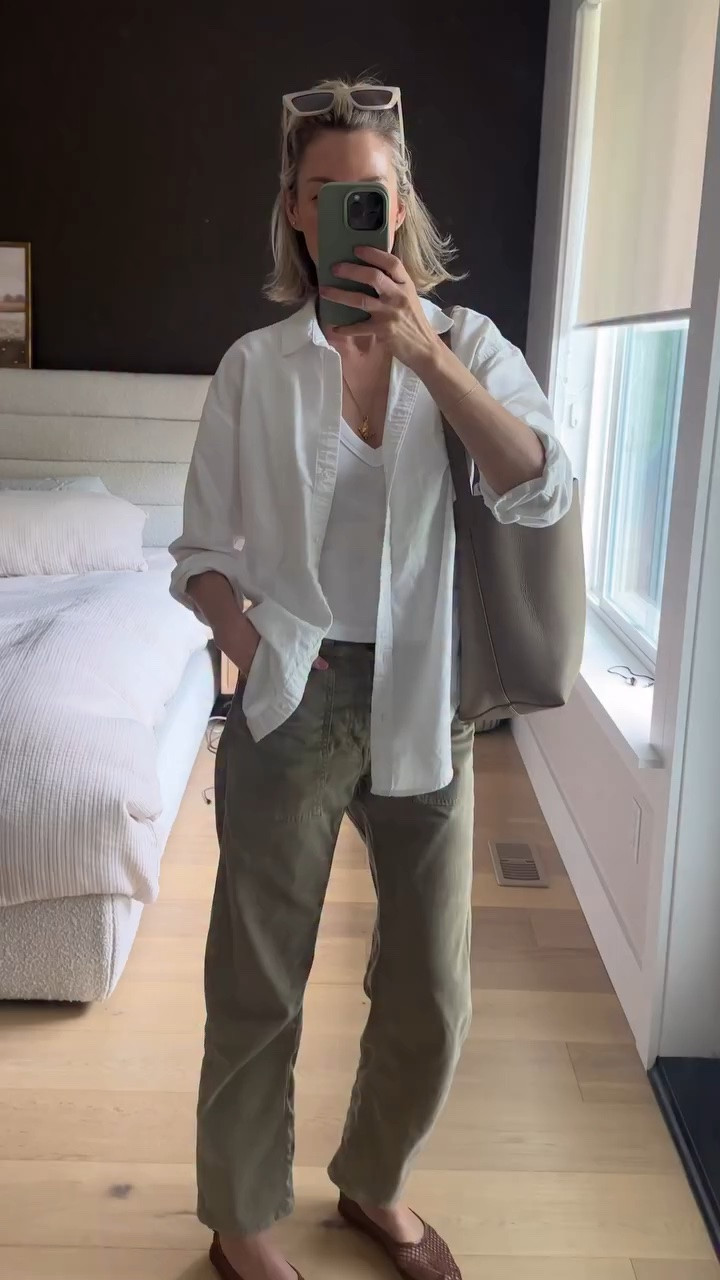 Easy spring outfit. This tank is giving Flore Flore for $20 and this purse is basically the Row for under $200. Can’t get over these pieces 🤌🏻 Back on the mesh flats trend with these new ones I just picked up! Always adding my fave jewelry from @pamelacardjewelry. Love these pieces for a simple but styled look #momoutfits #over40fashion #coolgirl