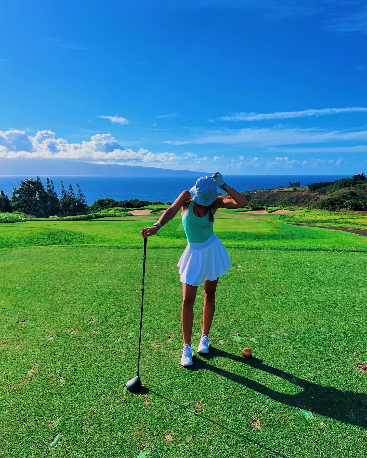 golfing with a view ⛳️☀️🌊🌴