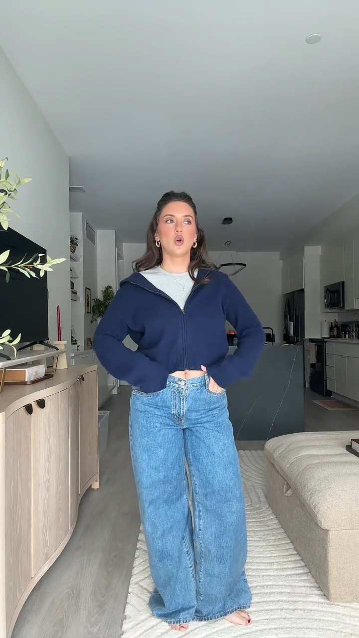 M sweater 
M tshirt 
29 jeans - go tts if you want a slightly oversized fit 

#LTKootd #LTKSaleAlert