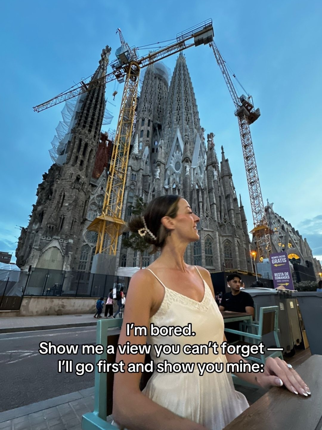 I’m bored, show me a view you can’t forget — I’ll go first 🤍  the time I mixed my love of travel with my love for @tacobell of course! 

Post a photo or video in the comments below of a moment or view you’ll never forget 💫

#travel #barcelona #lasagradafamilia #honeymoonideas #unforgettableexperience @tacobell