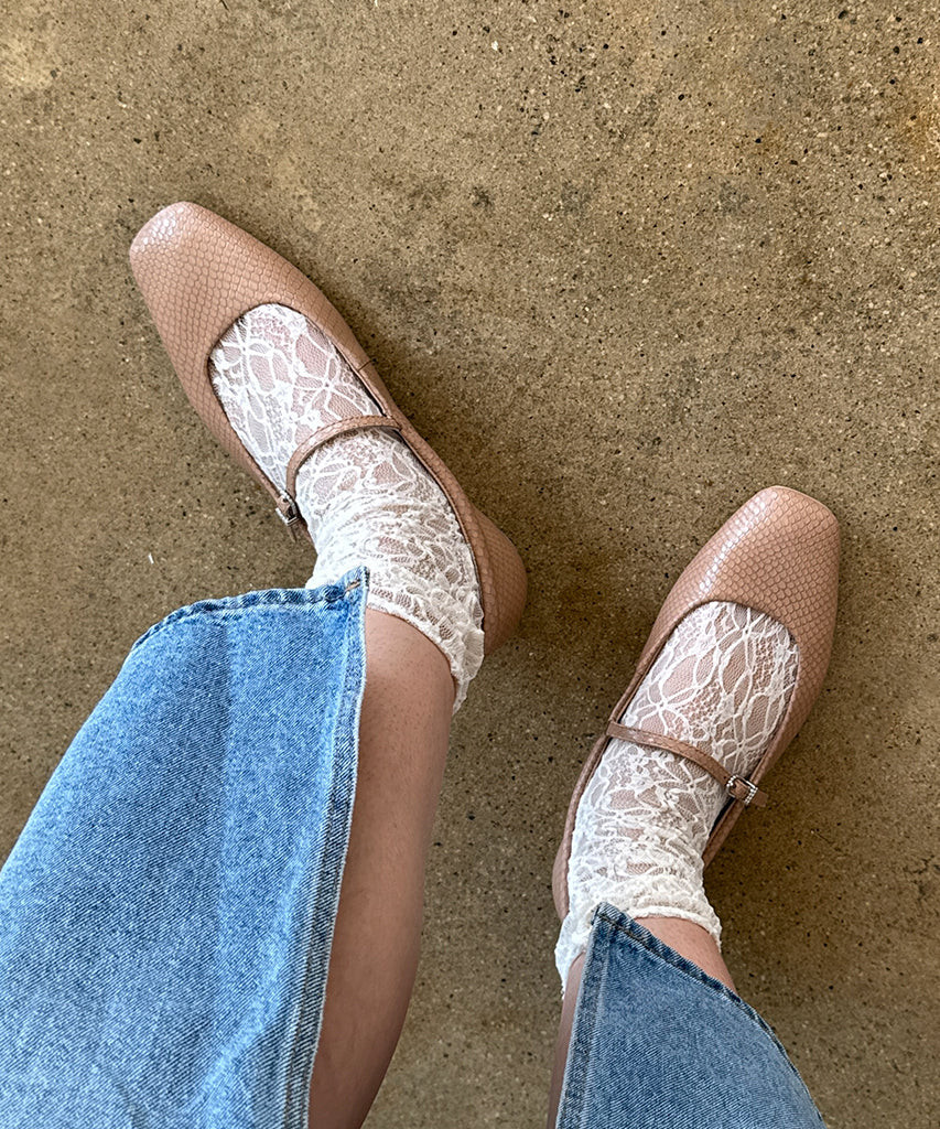 Reyes Ballet Flats | DolceVita.com