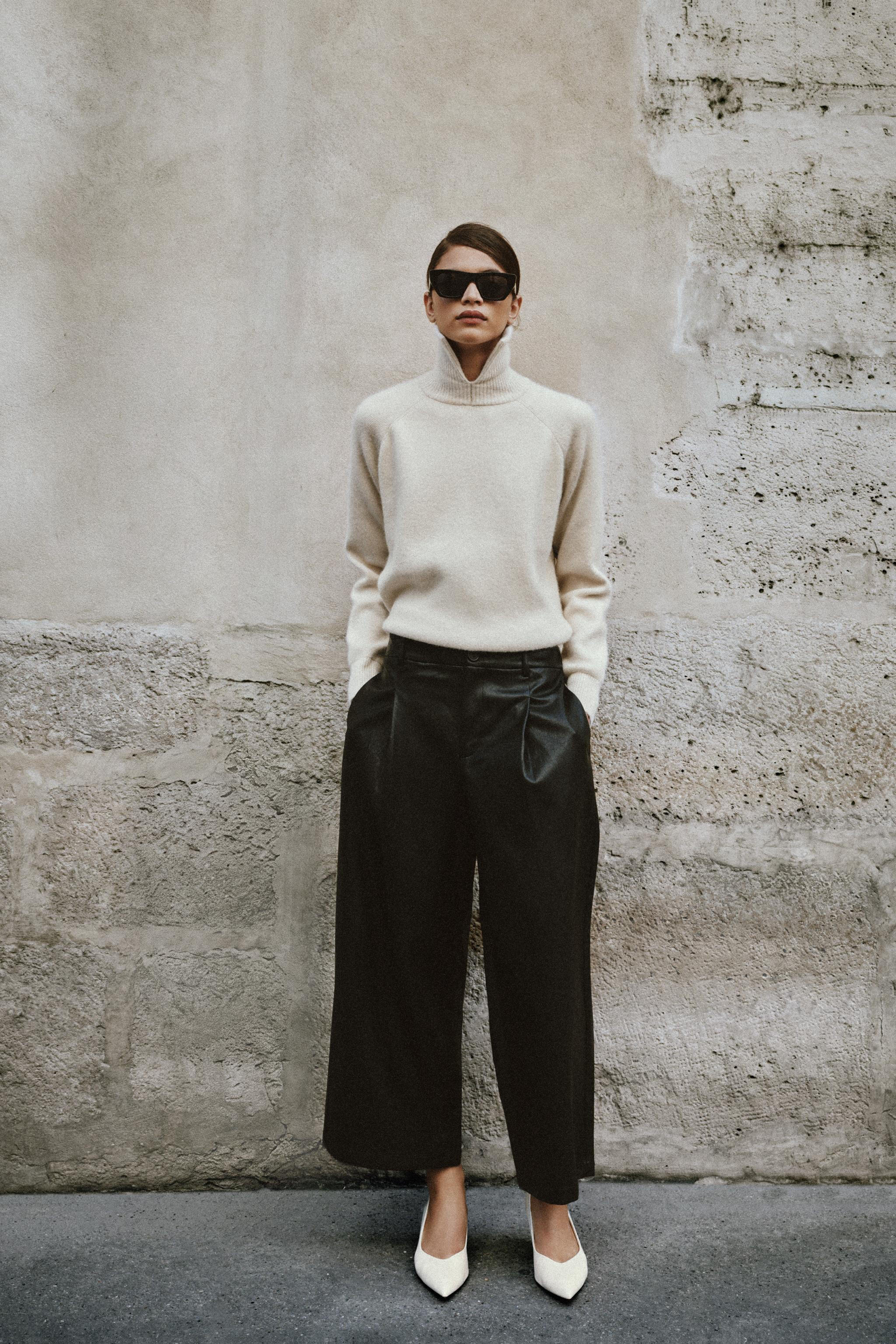 FAUX LEATHER PLEATED CULOTTE PANTS | Zara US