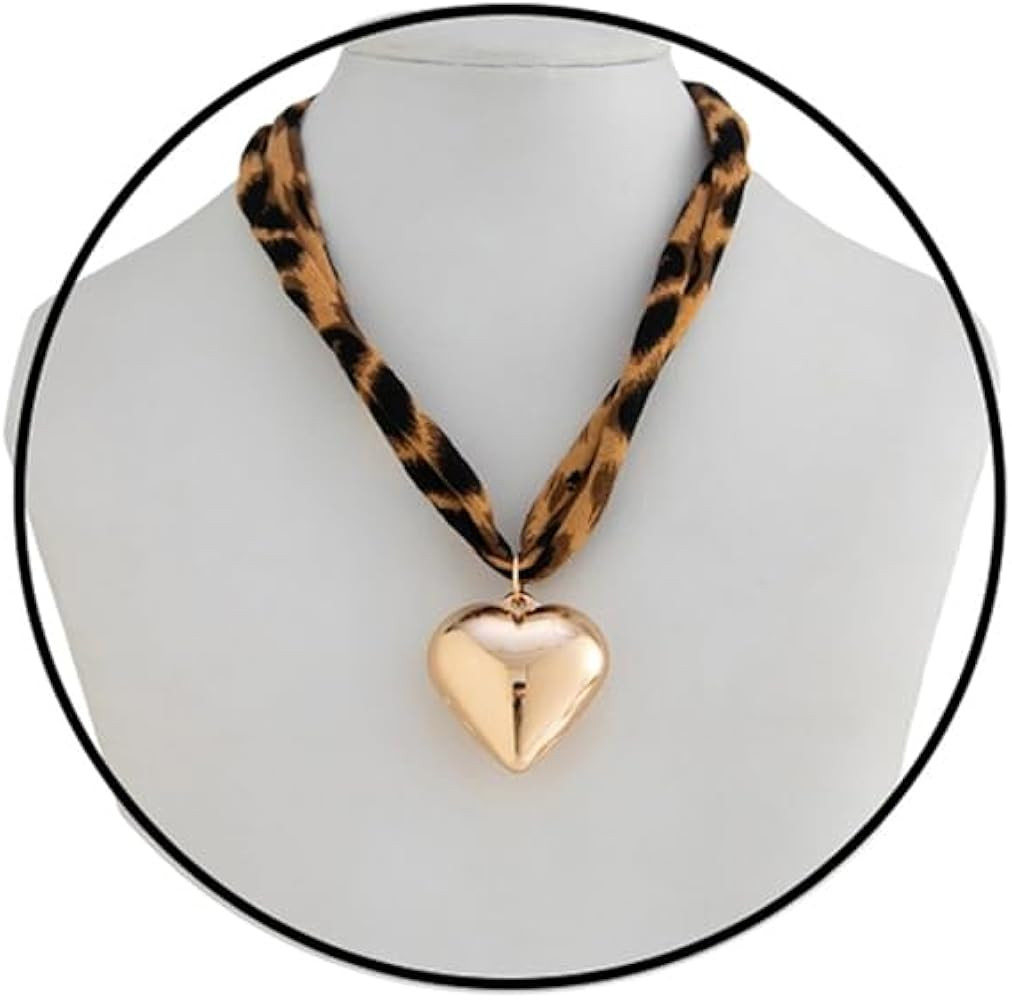 PINK TOWN Vintage Boho Necklace,Fashion Leopard Starfish/Flower/Heart/Cross Pandent Necklace Sati... | Amazon (US)