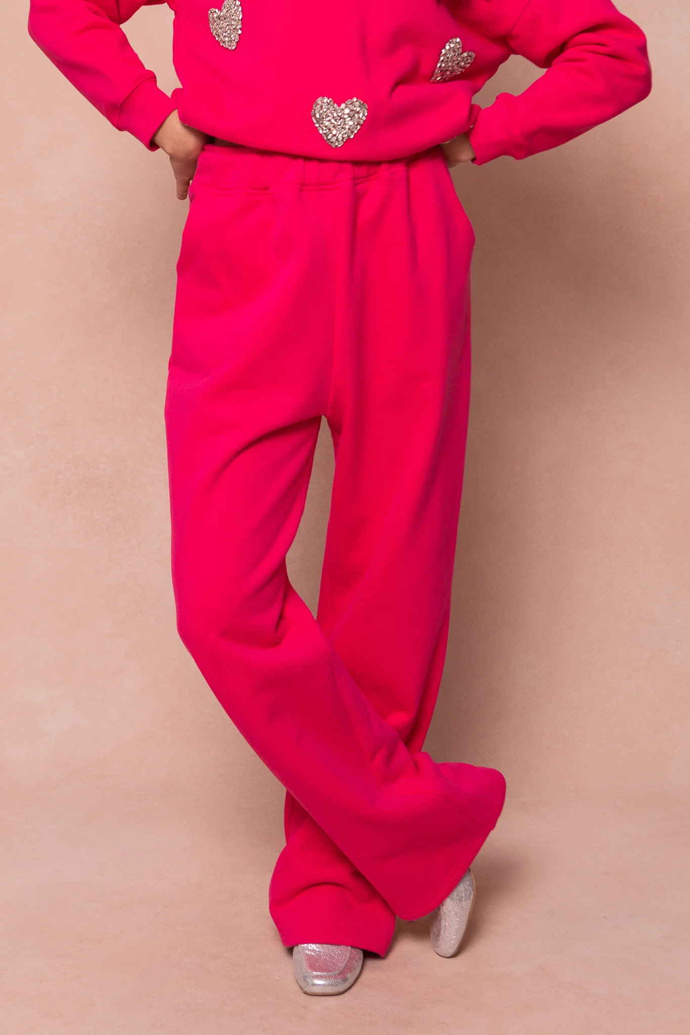 Ivy Jewel Heart Sweatpants in Pink | Ivy City Co