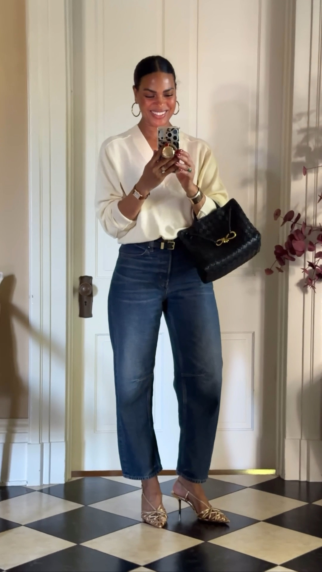 OOTD one lightweight v neck sweater goes a long way! They’re flattering, tuckable, lightweight for varying temps and easily switched up with shoes! Also these are what shoes to wear with barrel jeans :) Madewell is 20% off only through LTK! Use code LTK20!

#LTKSaleAlert #LTKOver40 #LTKxMadewell