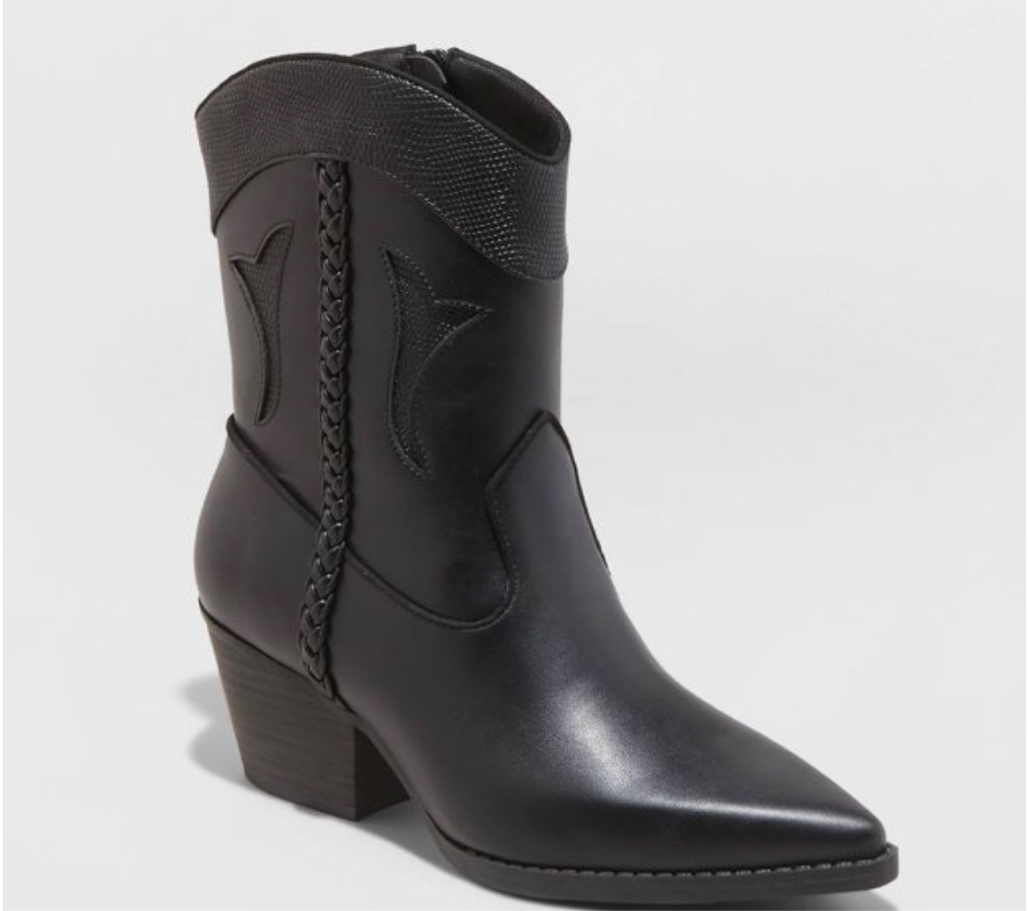 30% off ends Monday 

#LTKshoecrush #LTKsalealert #LTKSeasonal