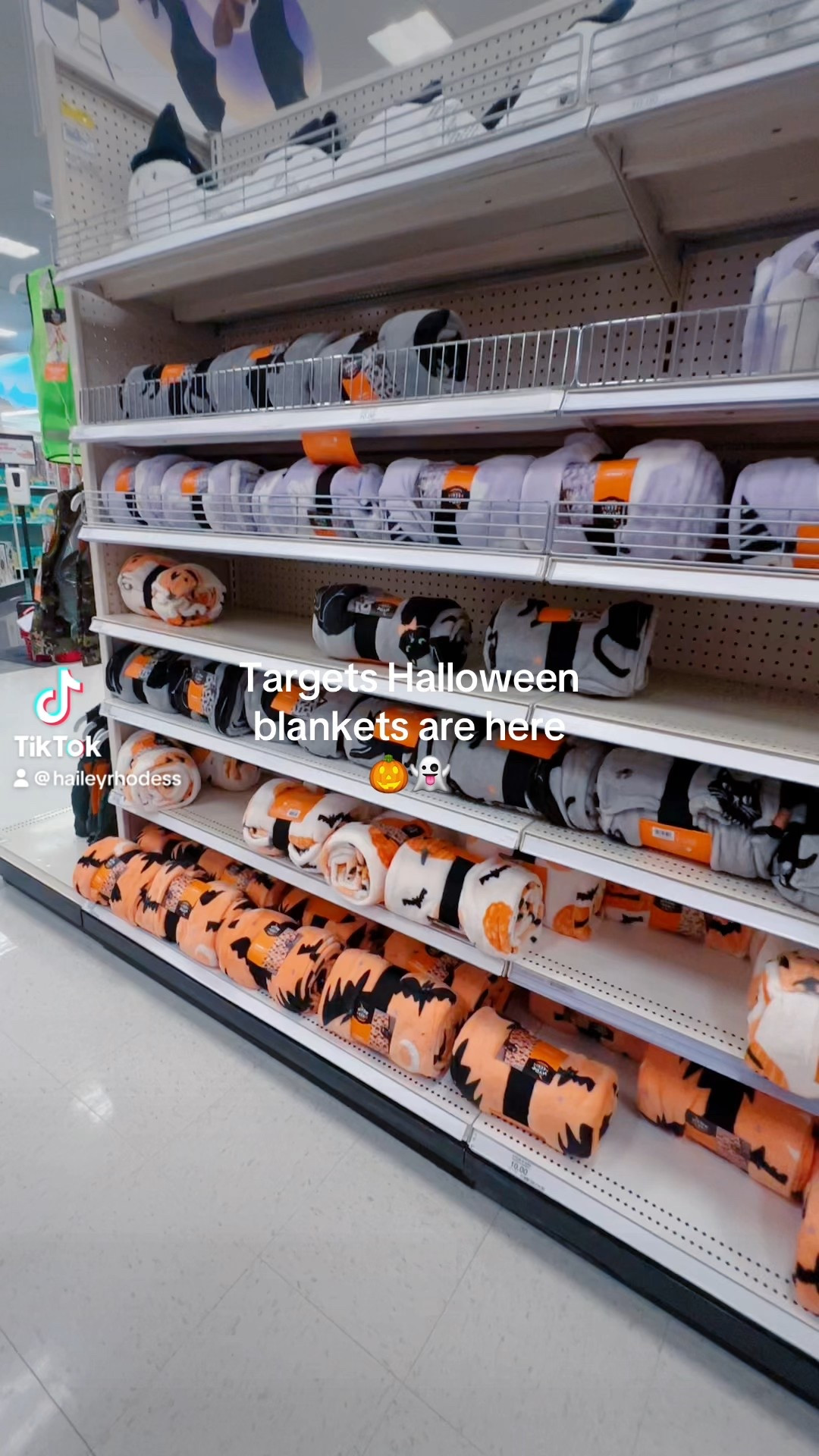 Target Halloween blankeHalloween

#LTKSeasonal #LTKU #LTKHome