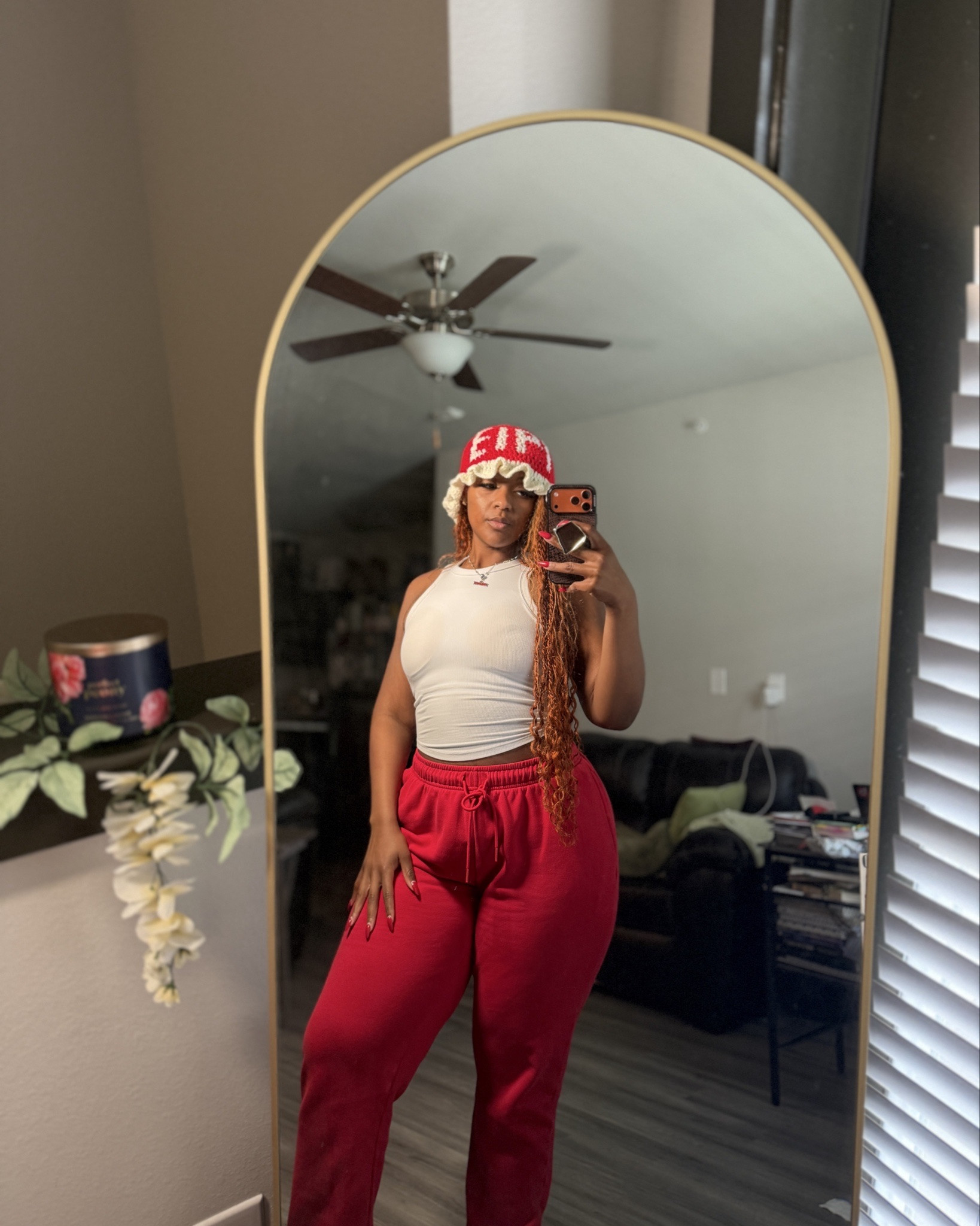 ❤️🤍

Tank - Medium 
Joggers - Large 

Save 💰 with code CCURVES 

#LTKActive #LTKootd #LTKfitnessgoals