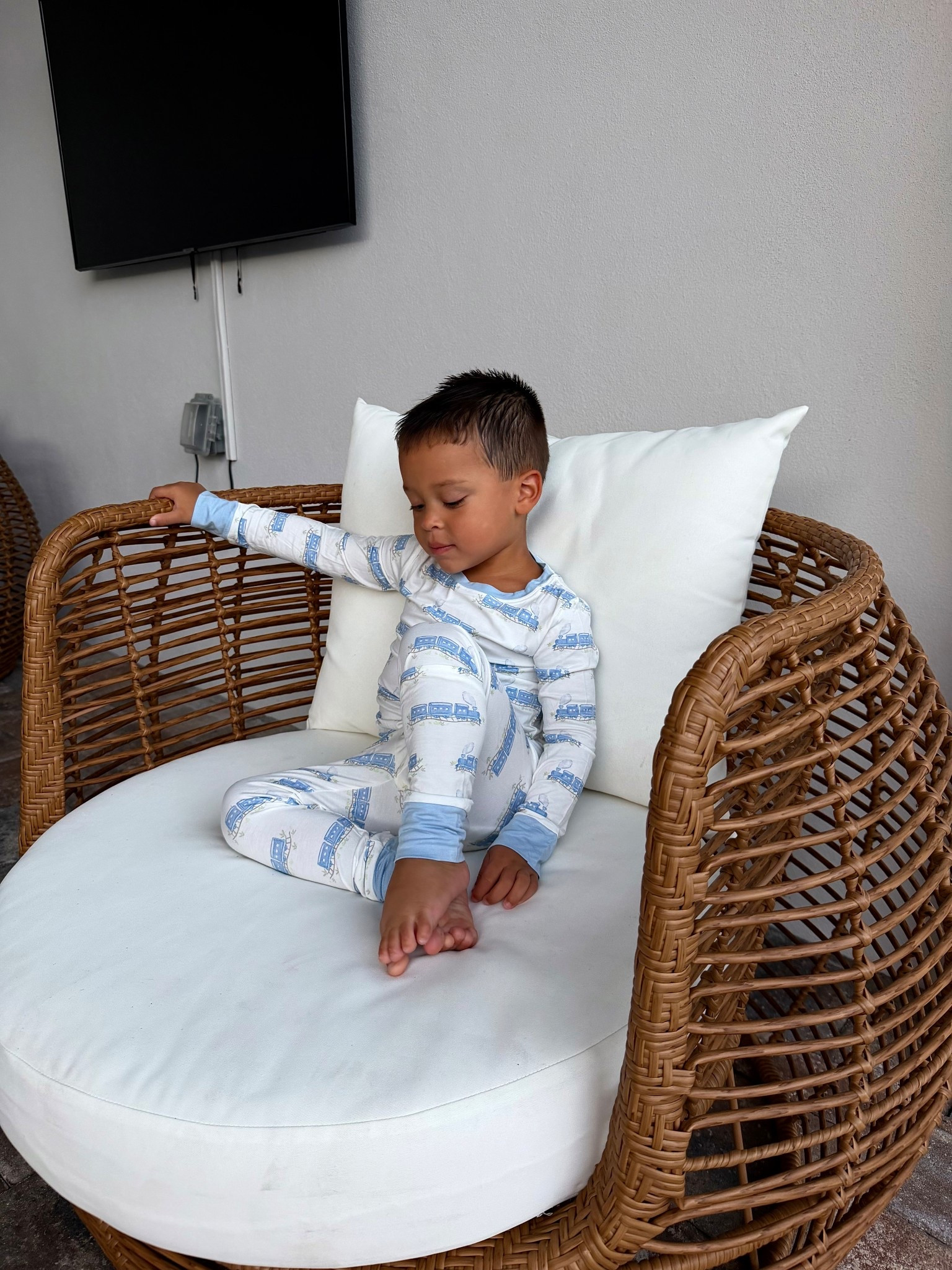 The cutest pj set🚆💙

#LTKKids #LTKmomlife