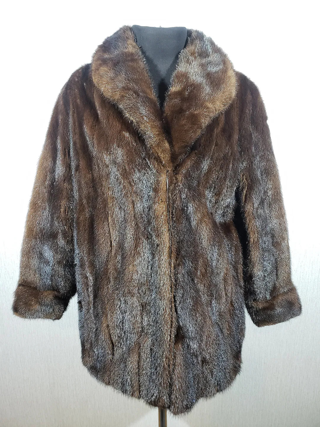 Stylish Women's Mink Fur Coat. Warm Brown Women's Fur Coat Made of Genuine Mink Fur. - Etsy | Etsy (US)