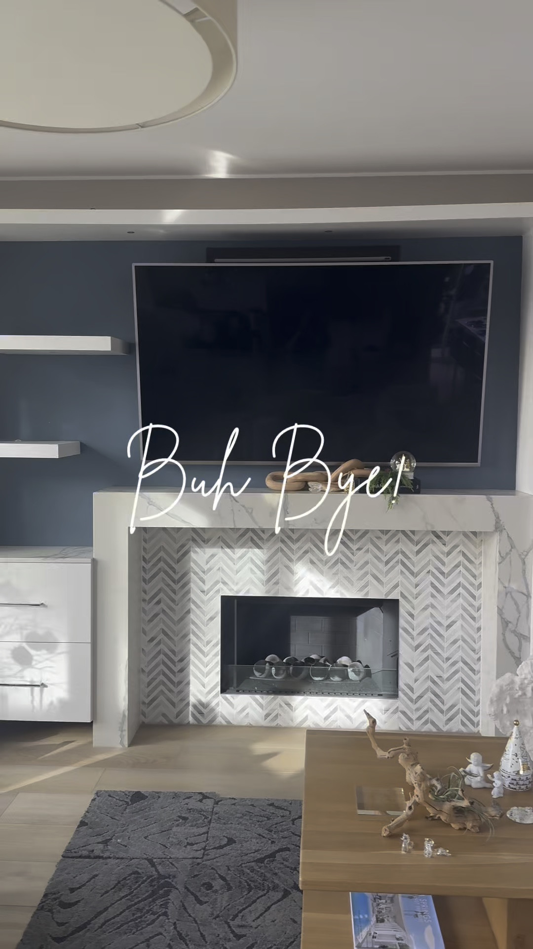 ✨✨✨ I’ve been staring at this blue wall for years, wanting to add some texture. I finally found the PERFECT wallpaper. The texture is insanely beautiful. I have no idea why I waited so long  

#LTKHome