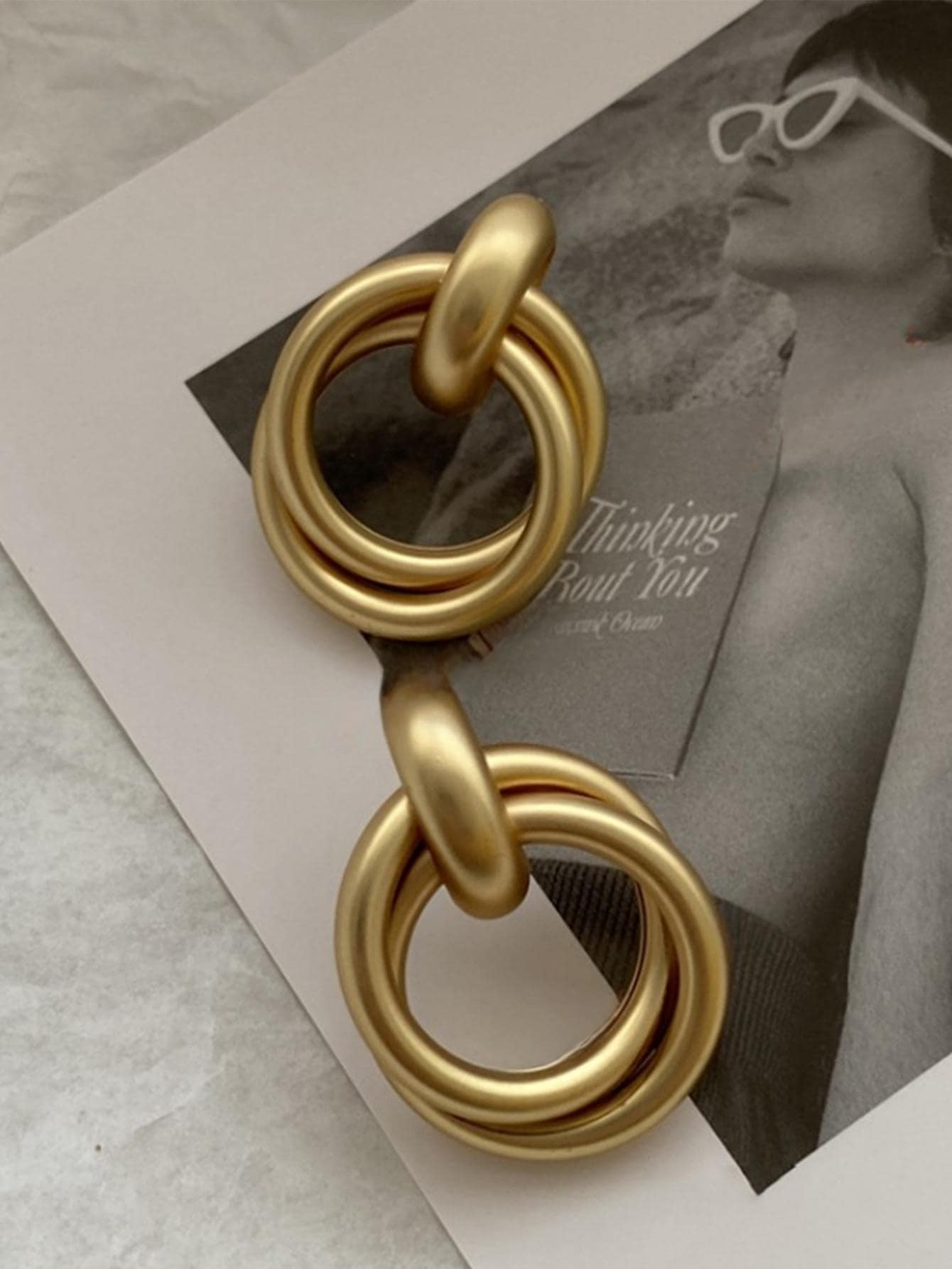 One Piece Of Exaggerated Circle Earrings For Women, European And American Style, Ins Fashion, Met... | SHEIN