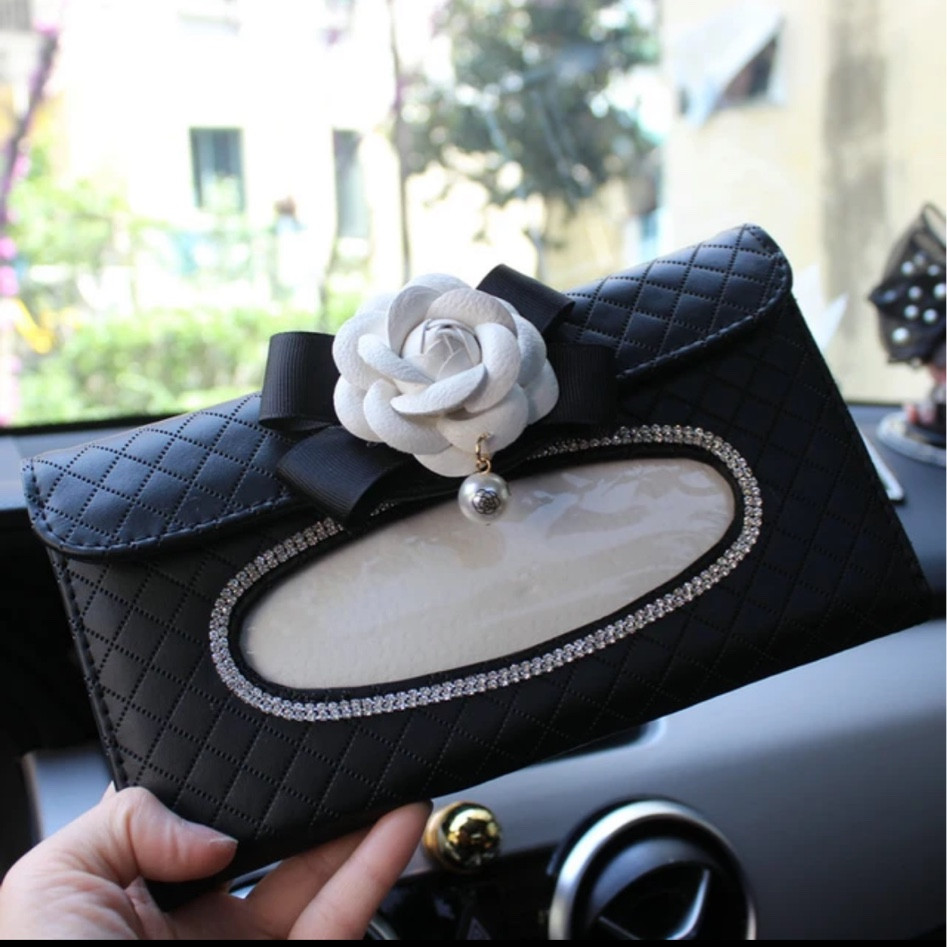 Chanel inspired card tissue holder

#LTKhome #LTKHoliday #LTKGiftGuide