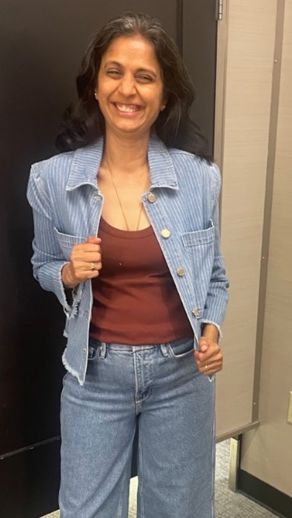 Who can’t use another Jean jacket?! Especially when it has a little flare like this crop and the stripes. #Liverpool jeans are a new brand for me that I’m liking

#LTKStyleTip