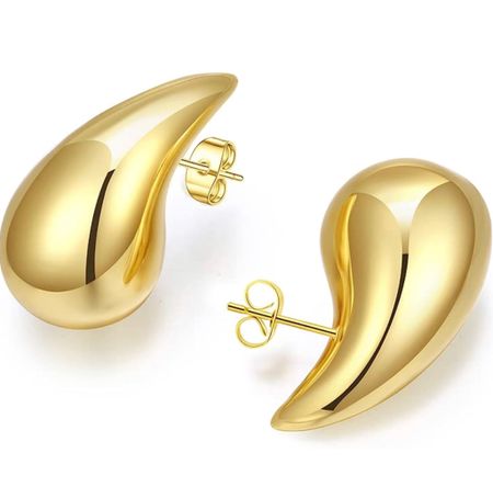 Chunky Gold Hoop Earrings #fashion 

#LTKhome #LTKstyletip #LTKFind