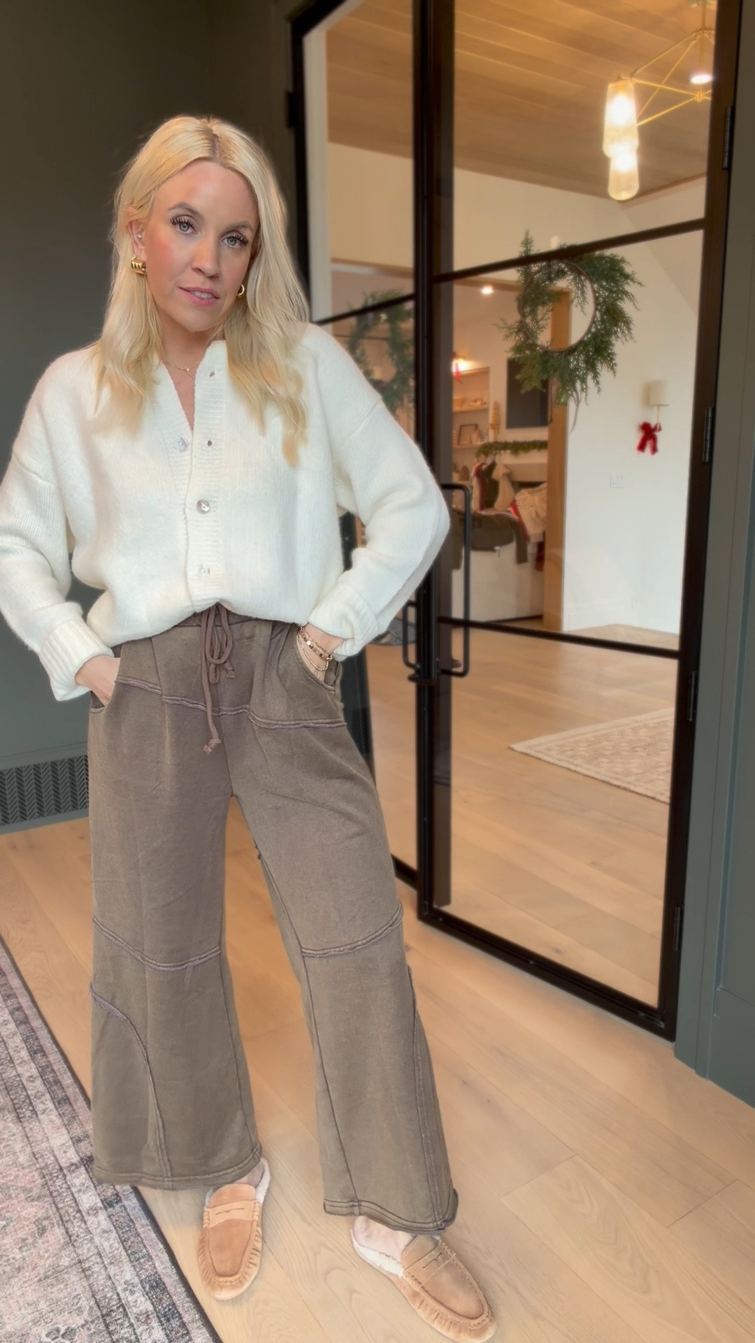 These pants that aren’t jeans are so comfortable and can be styled many ways! Size M

#LTKFindsUnder100 #LTKootd #LTKFindsUnder50