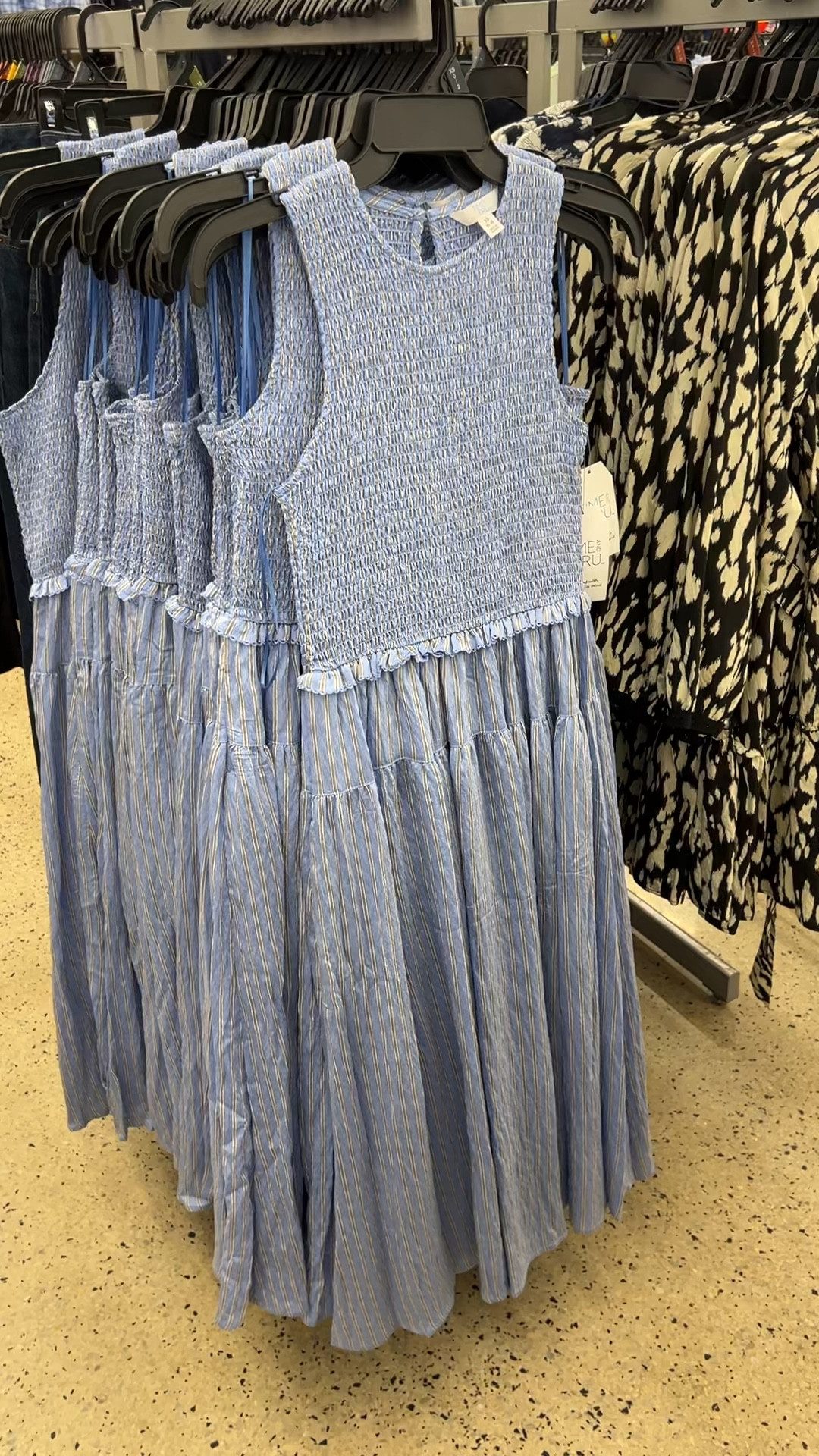 Sleeveless smocked mid dress $25 on Walmart. Several colorways. #walmartfashion 