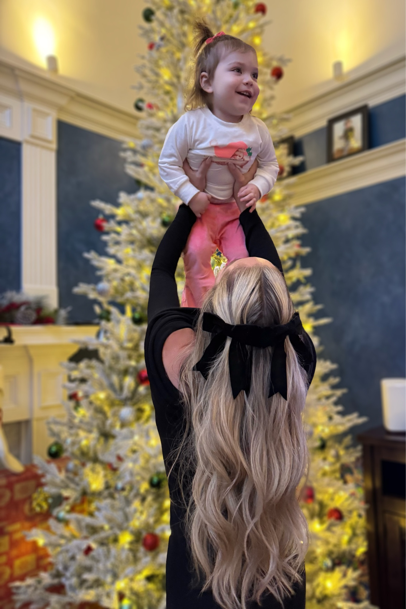 Heatless curls are my new favorite way to effortlessly style my hair. I also linked both our bows! 🎀

#LTKFindsUnder50 #LTKStyleTip #LTKBeauty