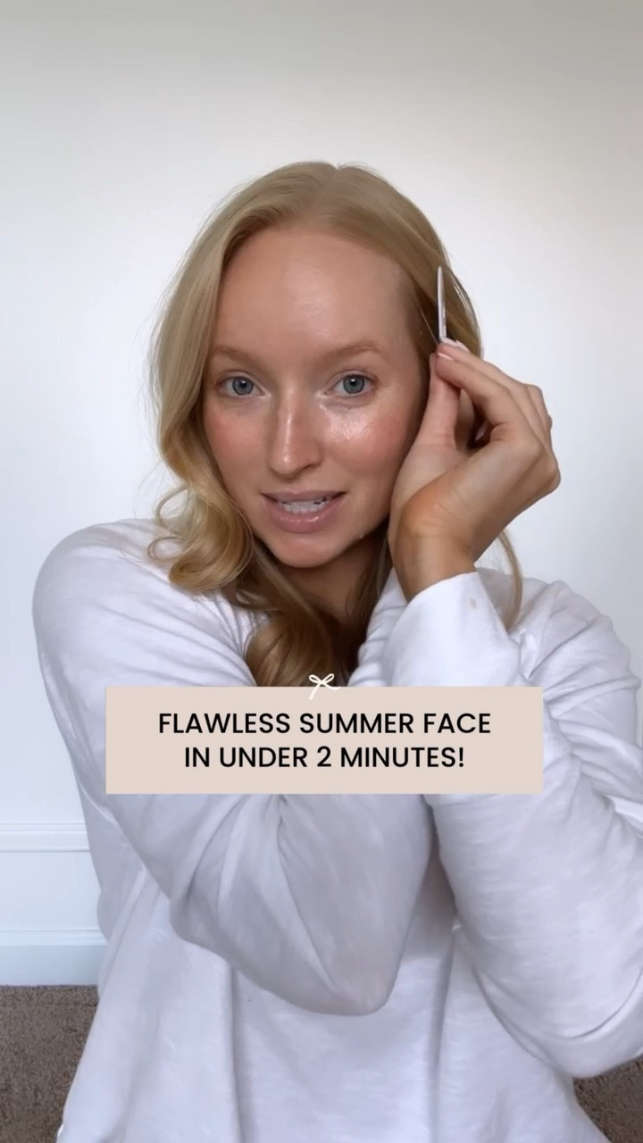 Summer makeup routine in under 5 min! Skincare // beauty products // summer makeup products // Sephora beauty 

Brow pencil- shade taupe
Cc cream: shade light neutral (it’s a little light on me with a spray tan)
Bronzer: light/medium
Lip liner: whatever walnut
Blush: Beverly Hills 

#LTKSeasonal #LTKBeauty