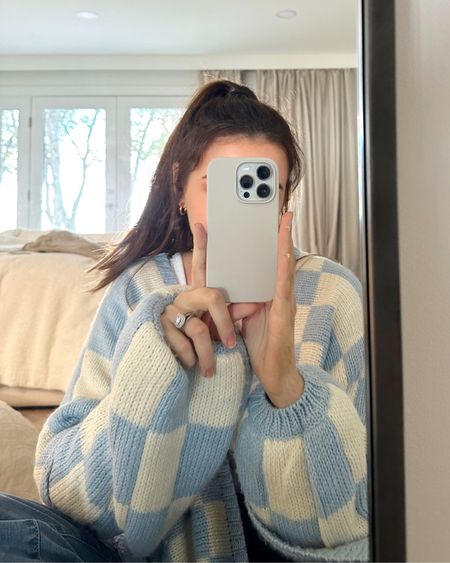 happy sunday!! new $13 phone case from amazon and it’s SUCH good quality, i’m surprised!! it has sooo many colours so def go check it out if you’re in need of one! + my cutie cardigan tagged too 💌

#LTKSeasonal #LTKxPrime