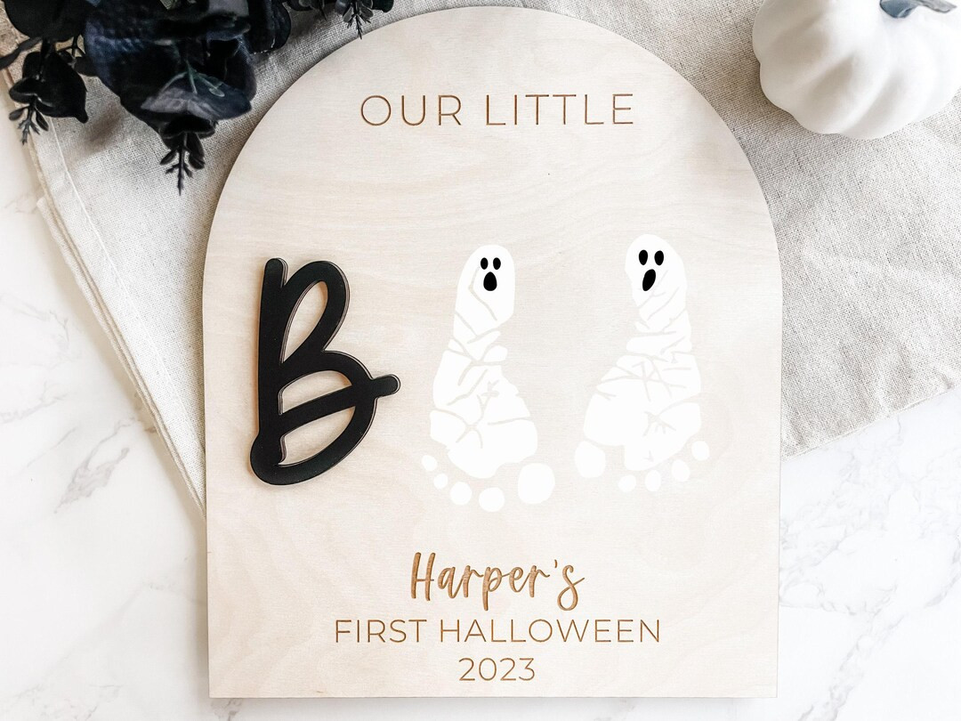 DIY Halloween Footprint Sign, Baby's First Halloween Sign, Our Little Boo Sign, Halloween Keepsak... | Etsy (US)