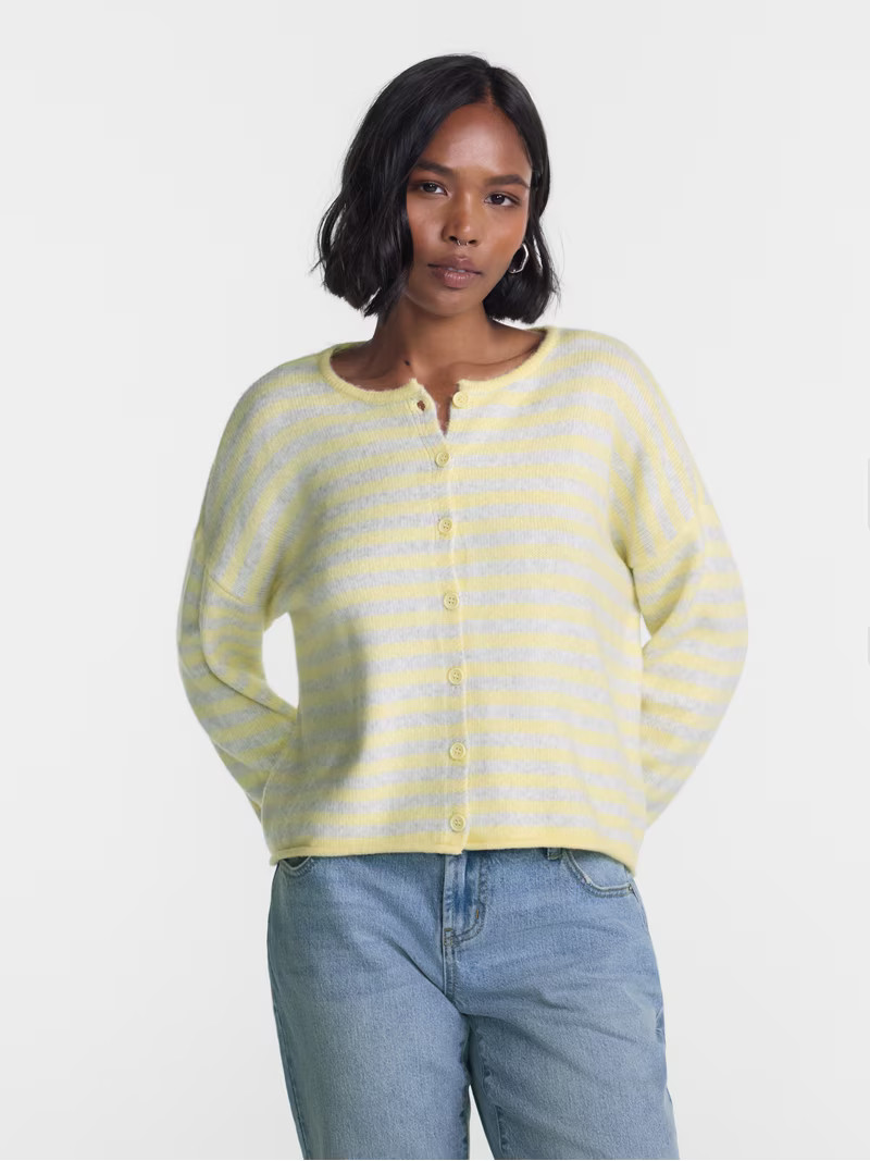 No Boundaries Boxy Fit Button Front Cardigan, Women's and Women's Plus XXS-4X | Walmart (US)