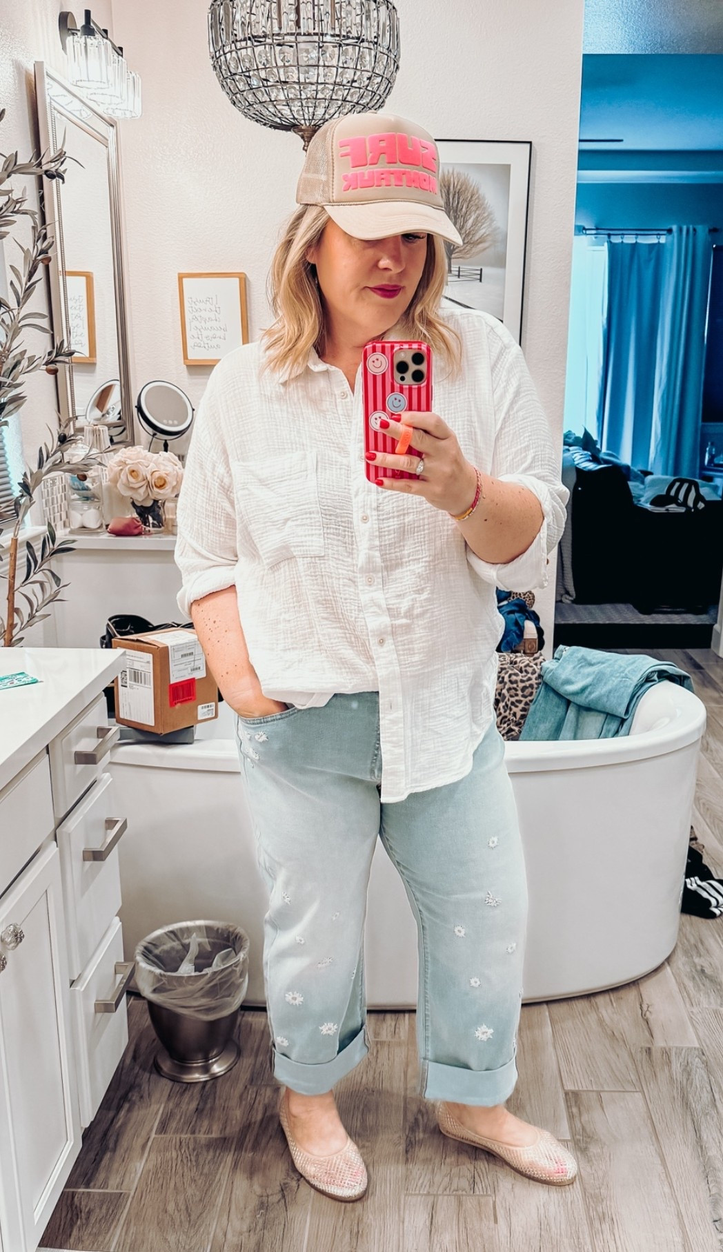 Cute flower embroidered jeans. They have some stretch so I sized down. If you want a baggier look I’d do your true size.

#LTKMidsize #LTKOver40 #LTKdayinmylife