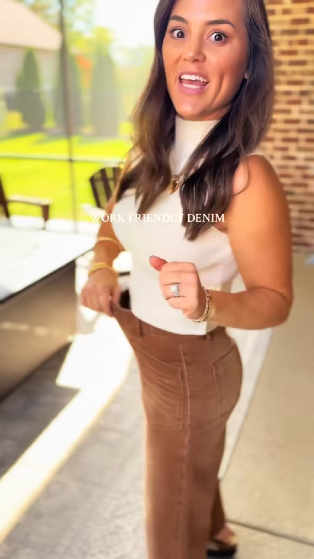 Stretchy work friendly denim that doesn’t break the bank👏🏼👏🏼 wearing my true size 4! 