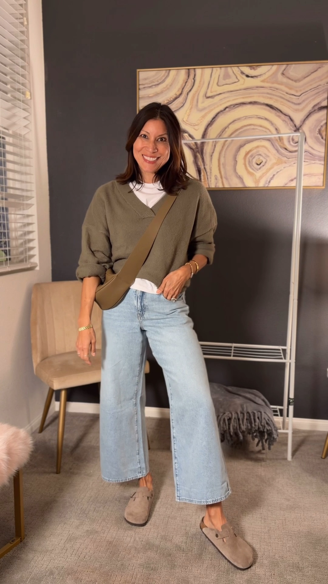 I saw a new to me style I had to try! 

Good lightweight for spring 



#LTKgrwm #LTKootd #LTKOver40