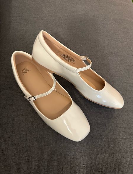 These Mary Jane ballet flats from Target are so good! Memory foam and the loveliest cream color patent leather. 

Mary Jane flats, ballet flats, cream shoes, spring shoes 

#LTKSeasonal #LTKfindsunder50 #LTKshoecrush